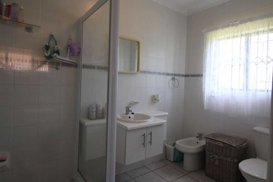 3 Bedroom Property for Sale in Denneoord Western Cape